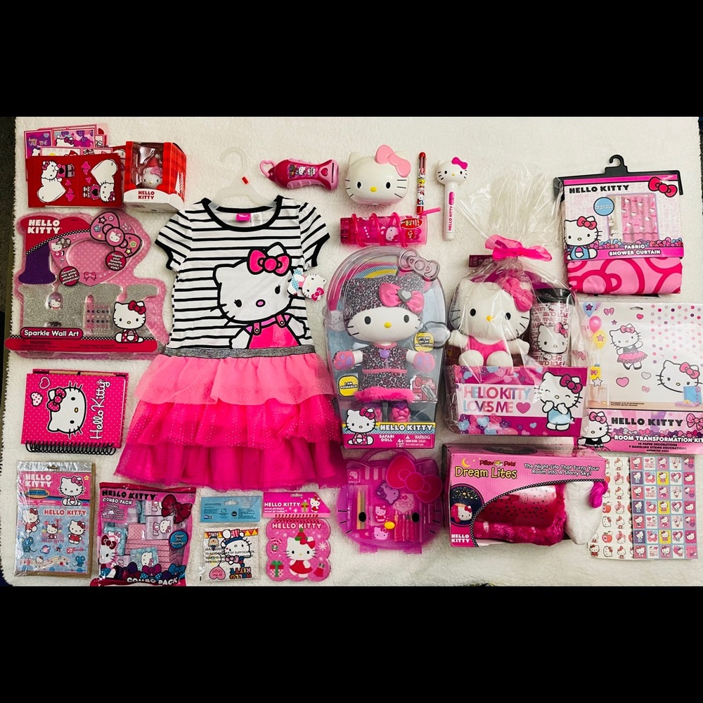 Hello kitty rare bundle / valentines day